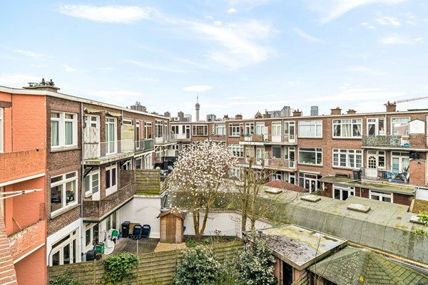 Medium property photo - Van Lansbergestraat 10, 2593 SE Den Haag