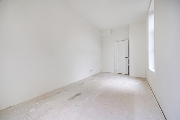 Medium property photo - Frederik Ruyschstraat 25, 2563 VV Den Haag