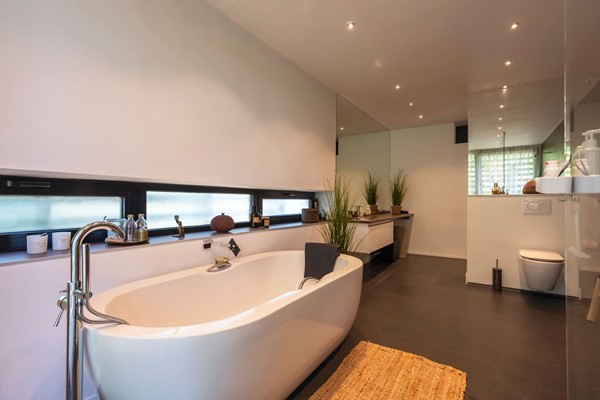 Medium property photo - K.L.M.-Straat 3, 6417 AW Heerlen