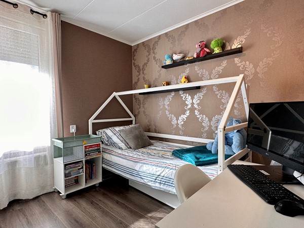 Medium property photo - Burg. Arnoldtsstraat 11, 6137 PD Sittard