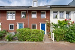 Under offer: A. Moenstraat 25, 1022 KH Amsterdam