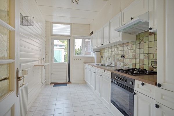 Medium property photo - Utrechtsestraatweg 17, 3445 AL Woerden