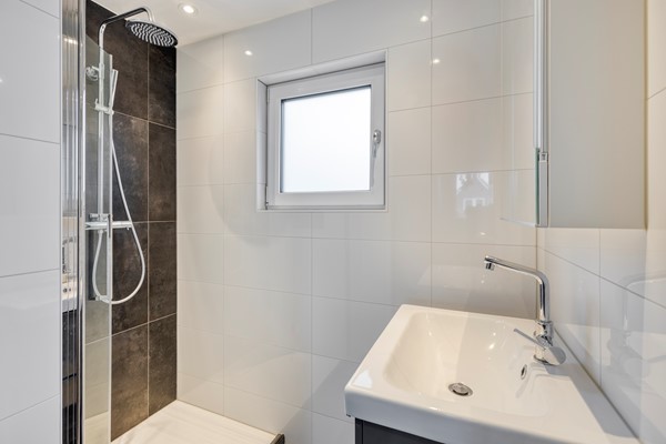 Foto - Te koop: Meidoornlaan 8, 3481 XL Harmelen