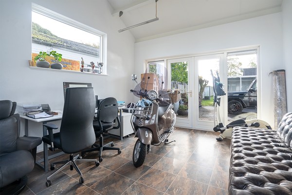 Foto - Verkocht: Harmelerwaard 11, 3481 LB Harmelen