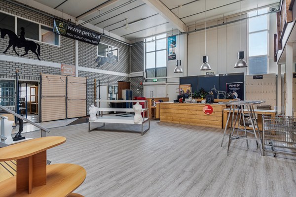 Foto - Verkocht: Industrieweg 8, 3481 MD Harmelen