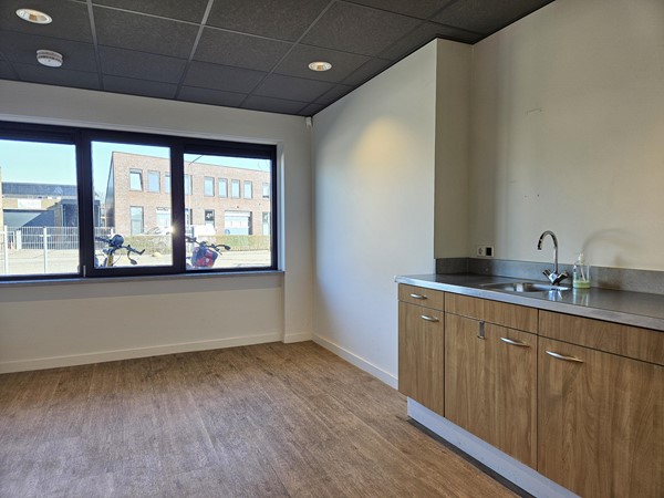 Foto - Te huur: Industrieweg 3, 3442 AE Woerden