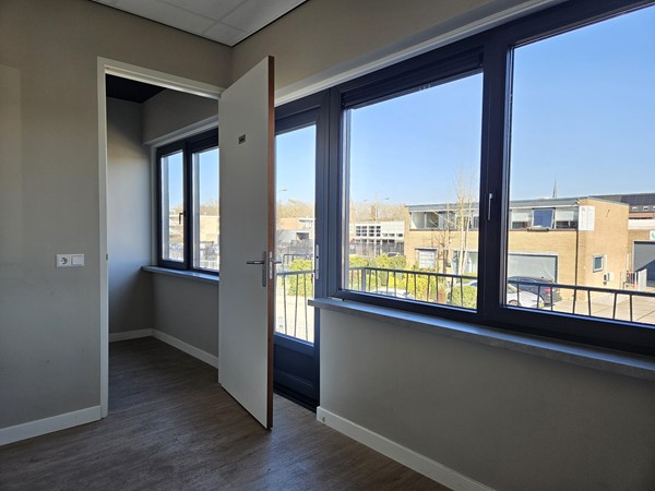 Foto - Te huur: Industrieweg 3, 3442 AE Woerden