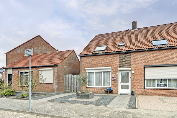 De Gagelrijzen 89, 4711 PD St. Willebrord