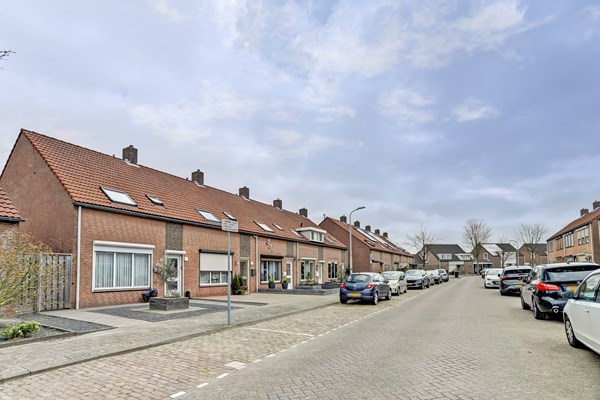 Medium property photo - De Gagelrijzen 89, 4711 PD St. Willebrord