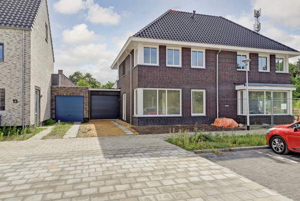Everzwijnstraat 15, 4715 SP Rucphen