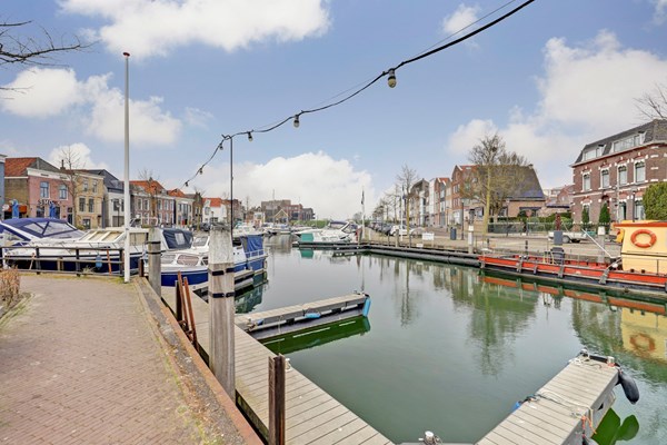 Medium property photo - Wilhelminaplein 25, 3262 SW Oud-Beijerland