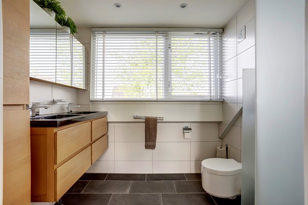 Medium property photo - Koninginneweg 2, 3284 KJ Zuid-Beijerland