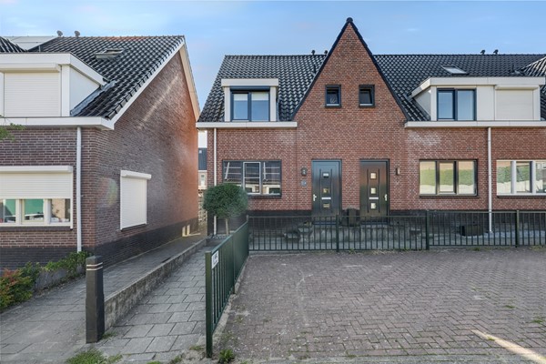 Property photo - Schoolstraat 8, 3291AV Strijen