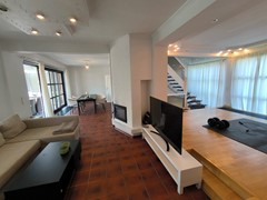 Wohn- Esszimmer 3.jpg