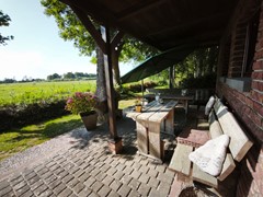 Sitzbereich Terrasse hinten.jpeg