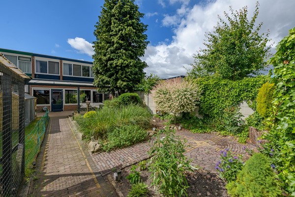 Medium property photo - Ruys de Beerenbrouckstraat 9, 7331 LM Apeldoorn