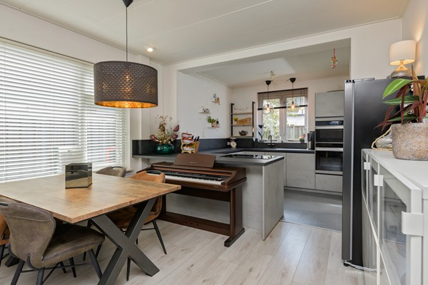 Medium property photo - Reeënlaan 11, 7315 EV Apeldoorn