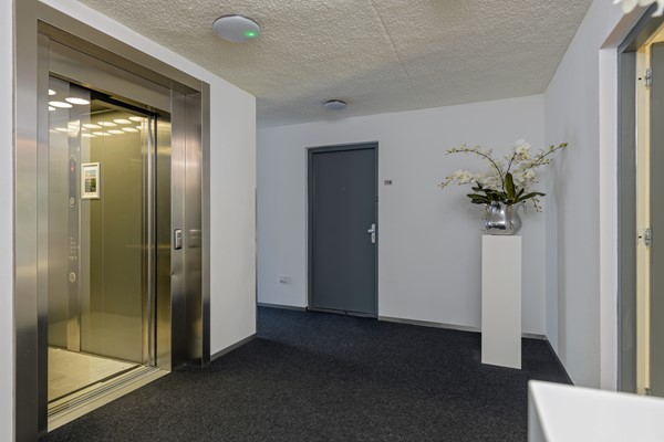 Medium property photo - Stationsplein 120, 7311 NX Apeldoorn