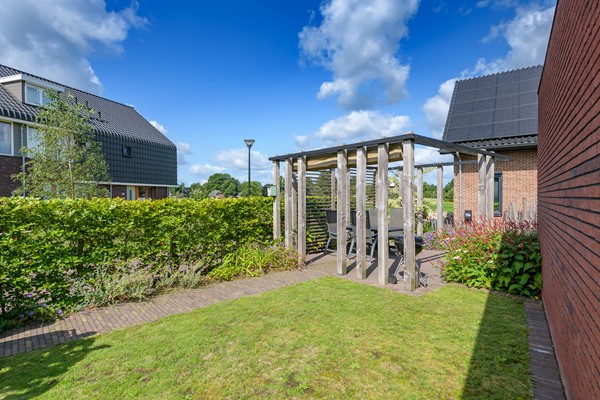 Medium property photo - Dokter J. Van Heuvenweg 20, 7364 AV Lieren