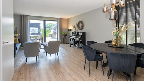 Medium property photo - Dokter J. Van Heuvenweg 32, 7364 AV Lieren