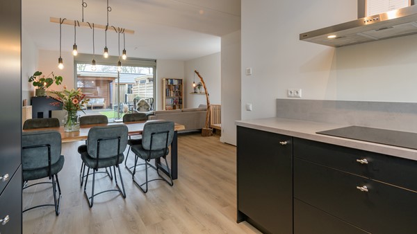 Medium property photo - Dokter J. Van Heuvenweg 3, 7364 AV Lieren