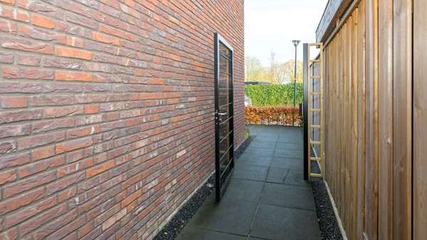 Medium property photo - Dokter J. Van Heuvenweg 3, 7364 AV Lieren