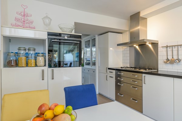 Medium property photo - Jacqueline van der Waalssingel 57, 7321 JN Apeldoorn