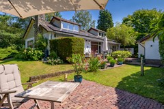 Koop: Middenweg 4, 7351 BC Hoenderloo