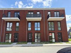Foto - 4. Diplomaat gebouw (vooraanzicht detail shot).jpeg
