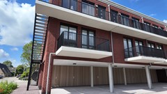 Foto - 5. Diplomaat gebouw (achteraanzicht detail shot balkon).jpeg