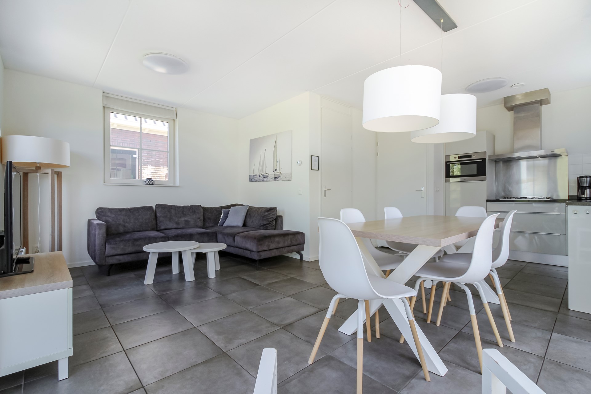 Recreatiewoning aan het water in Uitdam foto 5