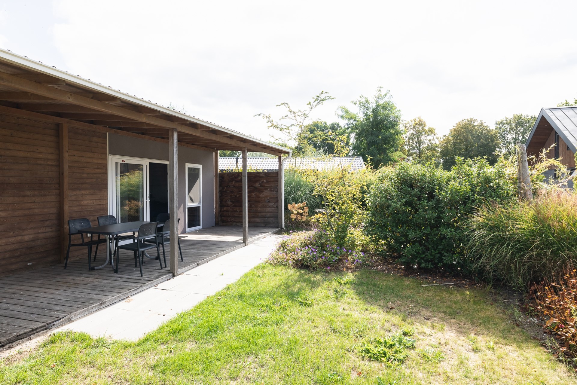 Sfeervolle 6-persoons vakantiewoning type Cosy Unique op EuroParcs Zuiderzee foto 2