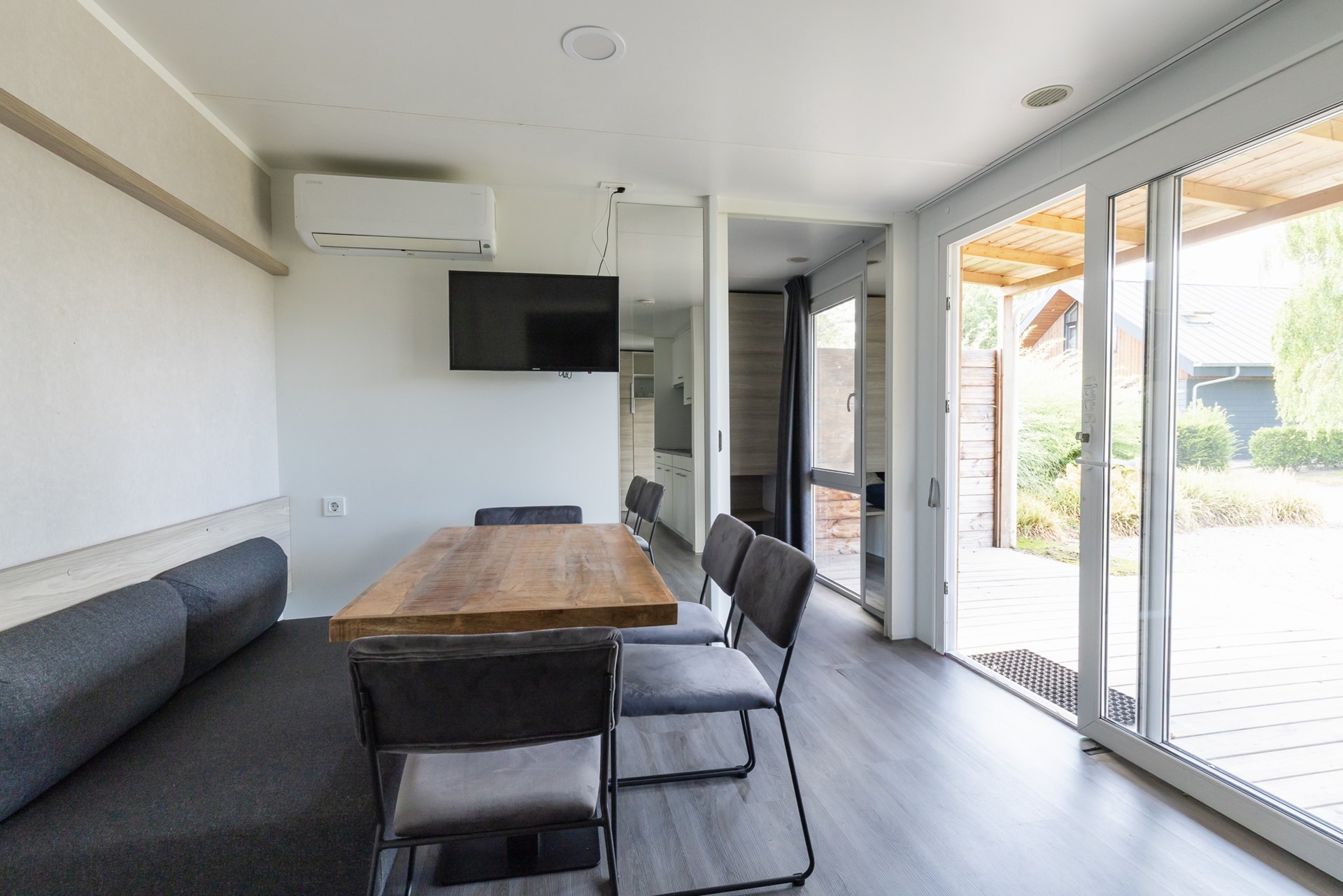 Sfeervolle 6-persoons vakantiewoning type Cosy Unique op EuroParcs Zuiderzee foto 6