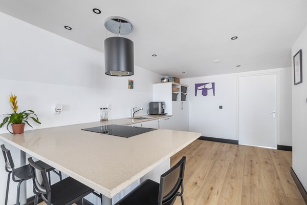 Medium property photo - Albert Cuypstraat 214-4, 1073 BM Amsterdam