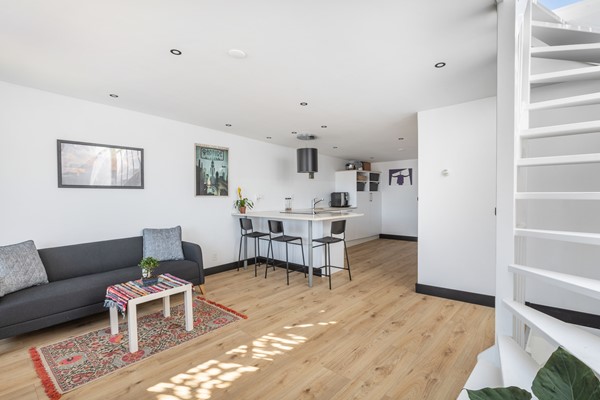 Medium property photo - Albert Cuypstraat 214-4, 1073 BM Amsterdam