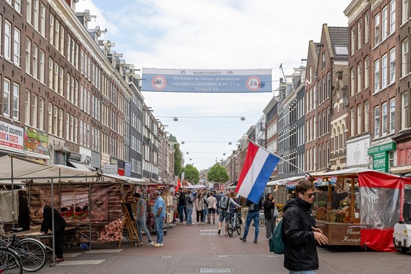 Medium property photo - Albert Cuypstraat 214-4, 1073 BM Amsterdam