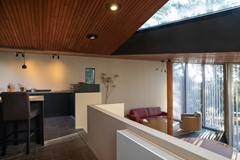 zicht naar beneden en keuken.jpg