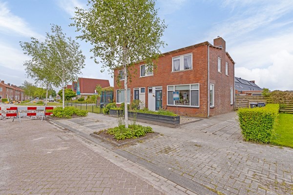 Sold subject to conditions: Hoedemakersweg 26, 9101 BX Dokkum