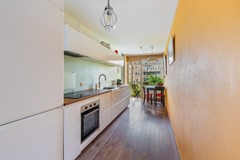 Under offer: Tweede Oosterparkstraat 71C, 1091 HW Amsterdam