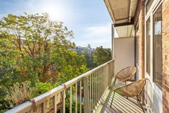 New for sale: Crynssenstraat 66-3, 1058 XZ Amsterdam