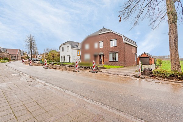 Property photo - Dorpsstraat 8, 6074GC Melick