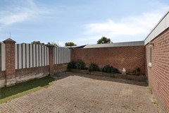 27.jpg