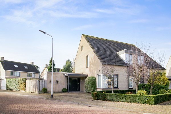 Property photo - Middelharnisstraat 27, 5045JN Tilburg