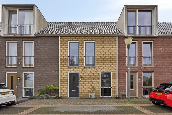 Martien Coppensstraat 8, Waalwijk