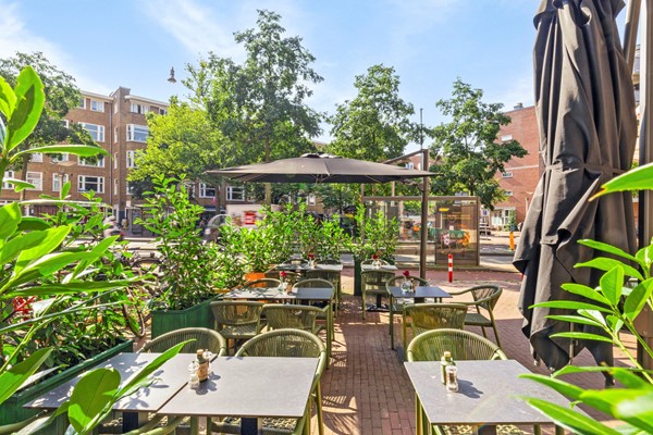 Te huur: Geheel vernieuwd en succesvol Italiaans restaurant met terras nabij de Jordaan en Westerpark (€ 235.000,-)