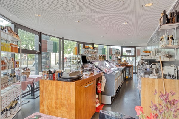 Medium property photo - Koningin Wilhelminaplein 29, 1062 HJ Amsterdam