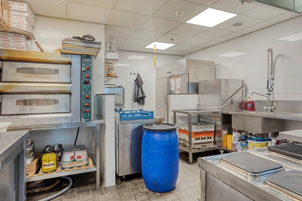 Medium property photo - Koningin Wilhelminaplein 29, 1062 HJ Amsterdam