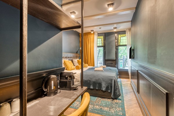 Te huur:  Stijlvol en compleet Boutique Hotel op een top centrumlocatie aan het Rembrandtplein (€ Prijs op aanvraag).
