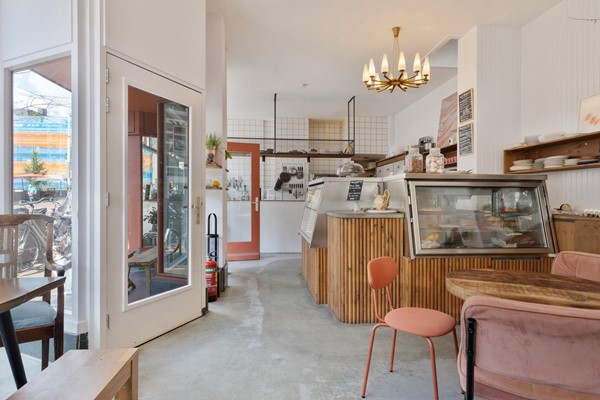 Te huur: Sfeervolle en succesvolle mengformule gelegen aan het leukste deel van de Kinkerstraat in Amsterdam-West (€ 79.000,-)