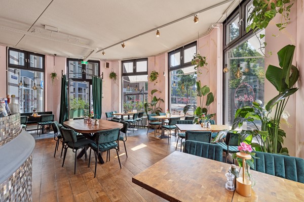 Te huur: Compleet en hoogwaardig restaurant met terras nabij de Jordaan en Westerpark. (€ 139.000,-)
